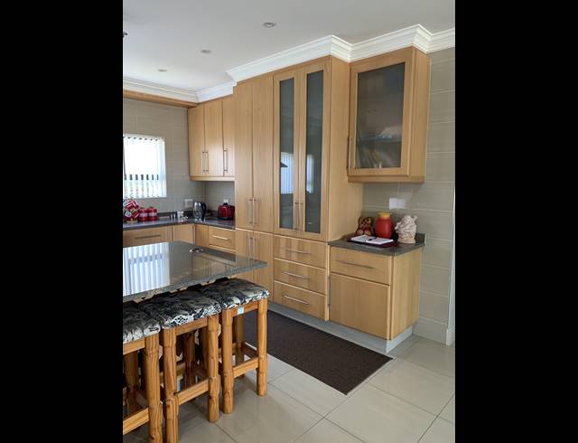 3 BEDROOM FREESTANDING FOR SALE IN SHELLY BEACH